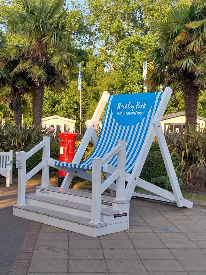 הוילה פול Family Breaks At Rockley Park With Prosecco And A Box Of Chocolates On Arrival מראה חיצוני תמונה